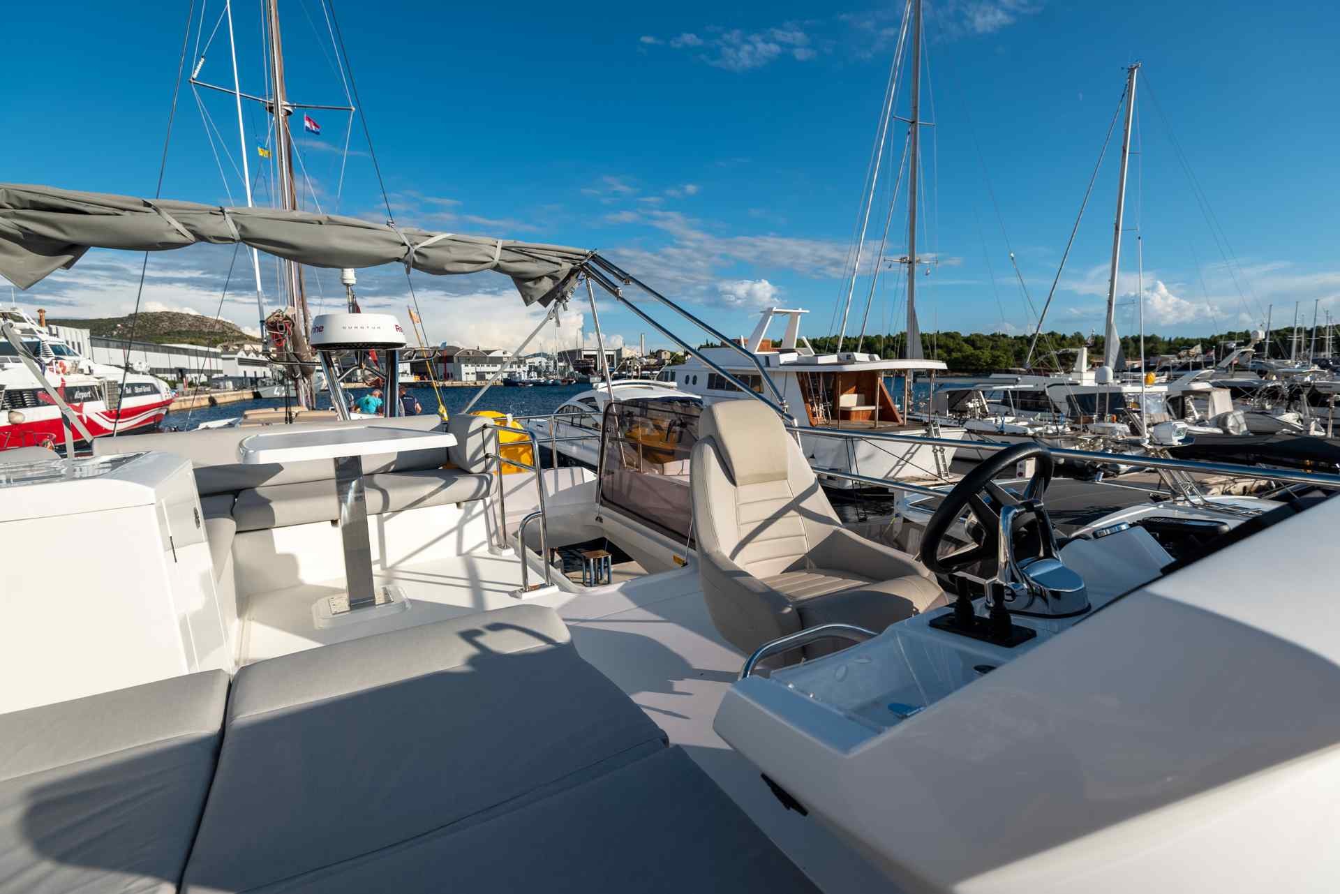 yacht charter in kroatien
